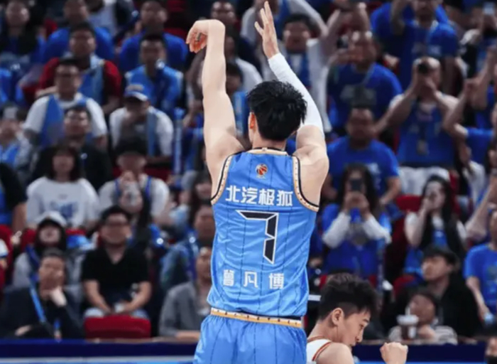 安博体育-北京收官战强势输出！全民皆兵统治攻守，新外+2将复出发挥不错|吉林|曾凡博|丘天|篮板|比赛_新浪体育_新浪新闻